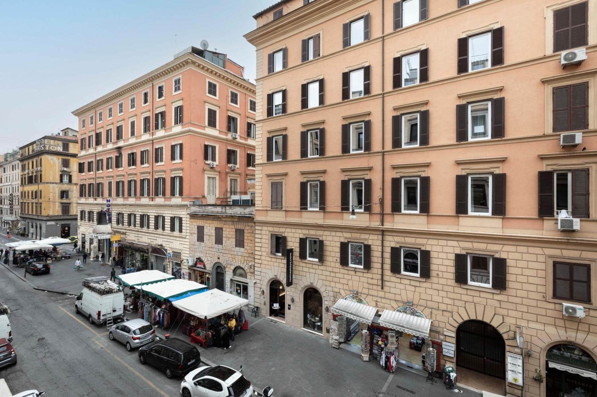 Hotel Numa Linea Rome