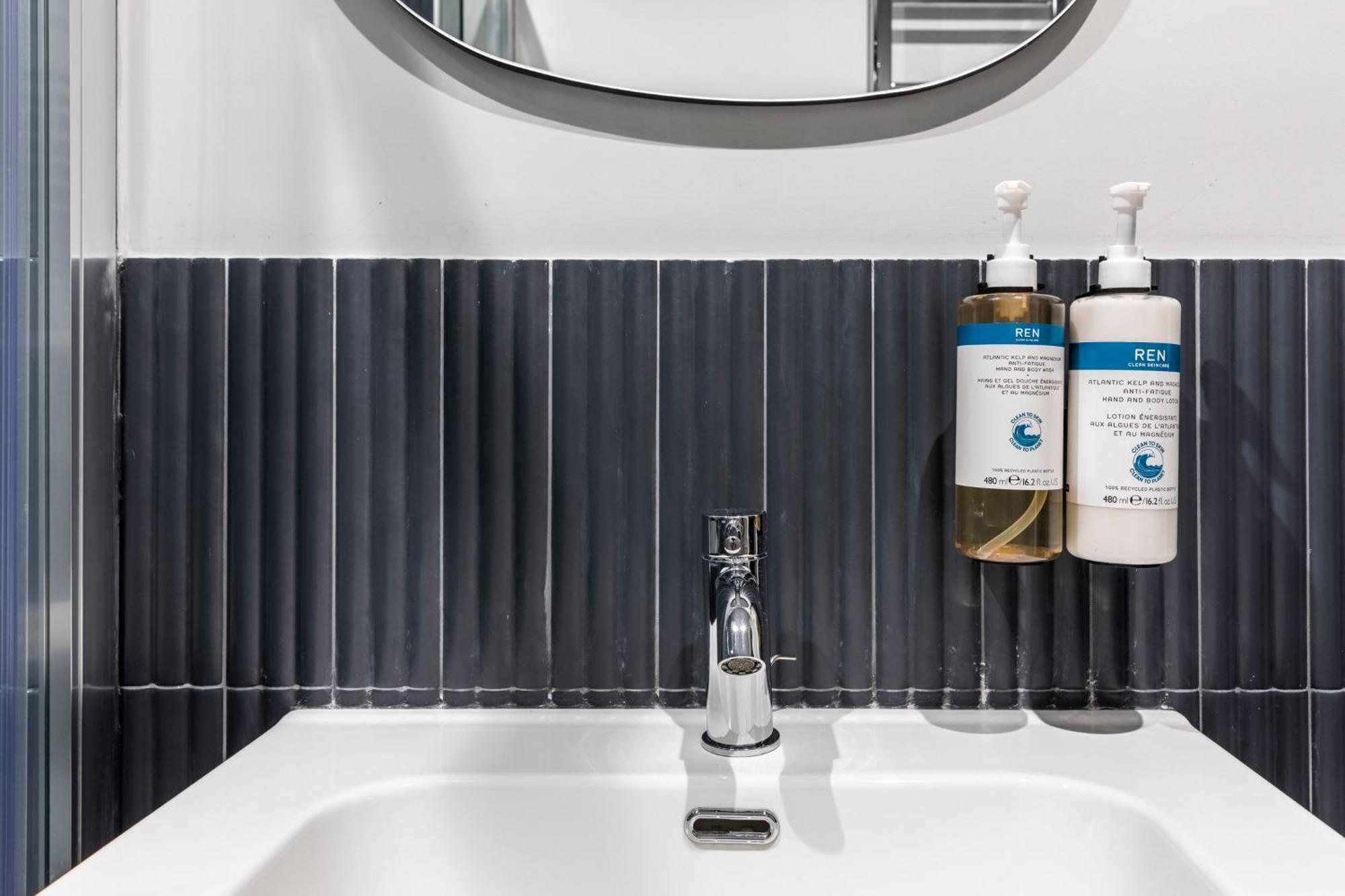 Hotel Numa Linea 3*
