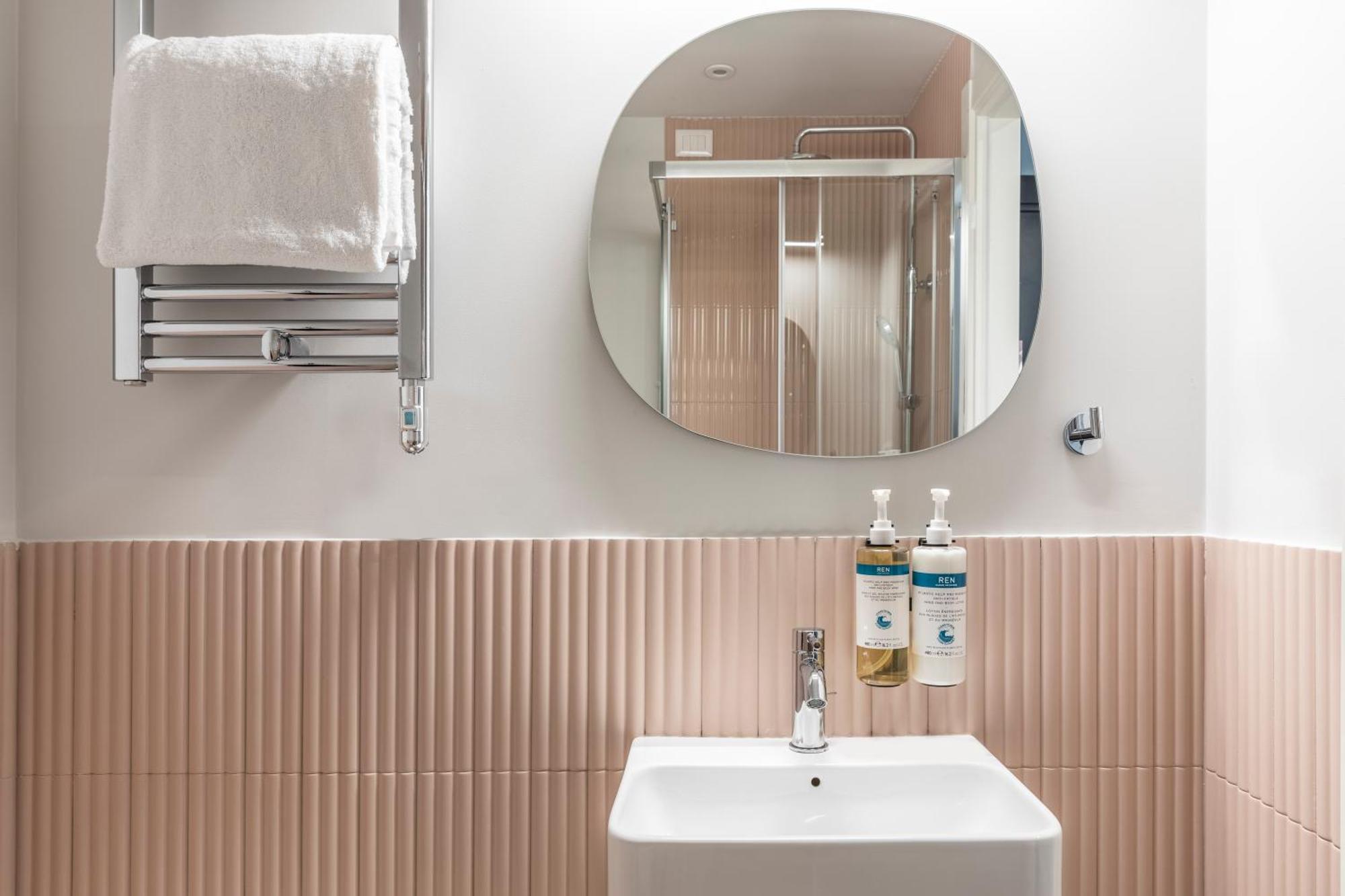 Numa Linea Hotel